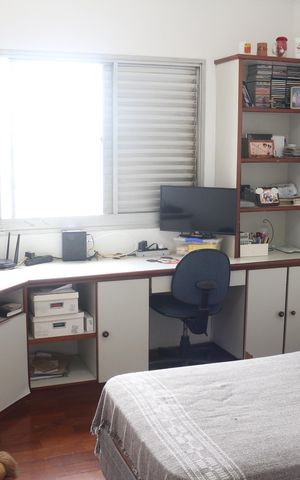 Apartamento à venda com 150m², 3 quartos e 2 vagasQuarto 2