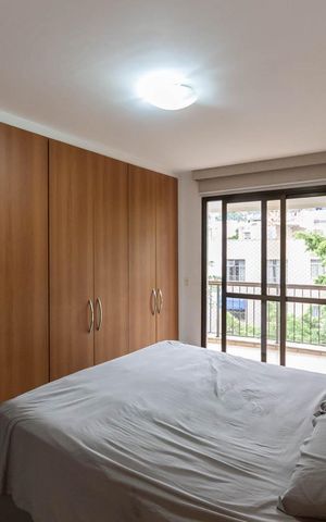 Apartamento à venda com 131m², 3 quartos e 2 vagasSuíte