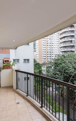 Apartamento à venda com 131m², 3 quartos e 2 vagasVaranda Suíte