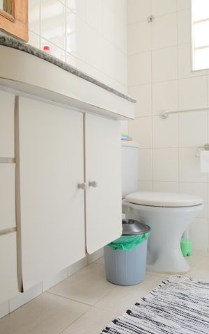 Casa à venda com 286m², 4 quartos e 4 vagasBanheiro Social
