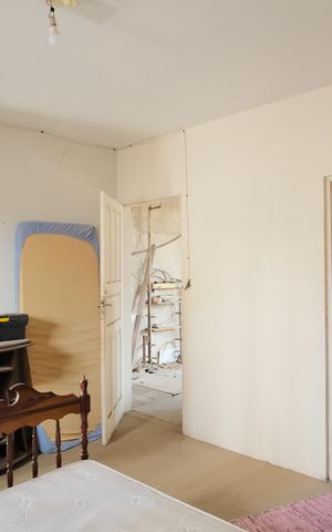 Casa à venda com 286m², 4 quartos e 4 vagasSuíte 2
