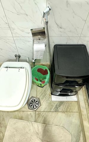 Apartamento à venda com 120m², 3 quartos e 1 vaga Apartamento à venda com 120m², 3 quartos e 1 vagaBanheiro Social