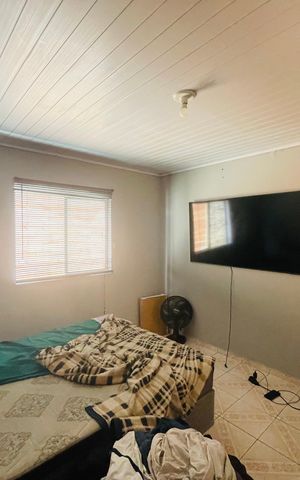 Casa à venda com 80m², 2 quartos e 1 vaga Casa à venda com 80m², 2 quartos e 1 vagaQuarto 4