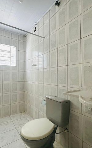 Casa à venda com 80m², 2 quartos e 1 vaga Casa à venda com 80m², 2 quartos e 1 vagaBanheiro 2