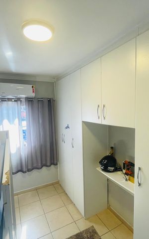 Casa à venda com 80m², 2 quartos e 1 vaga Casa à venda com 80m², 2 quartos e 1 vagaQuarto 2