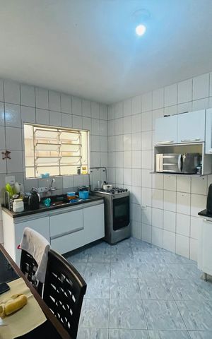 Casa à venda com 80m², 2 quartos e 1 vaga Casa à venda com 80m², 2 quartos e 1 vagaCozinha 2