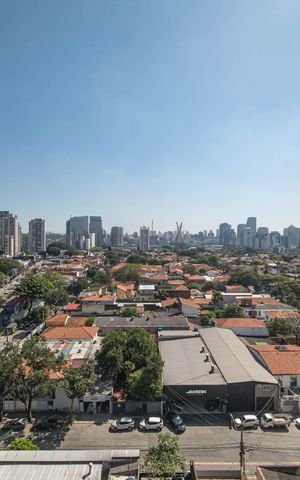 Apartamento para alugar com 132m², 3 quartos e 2 vagas Apartamento para alugar com 132m², 3 quartos e 2 vagasVaranda - Vista