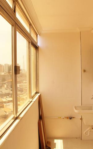 Apartamento para alugar com 76m², 2 quartos e 1 vagaÁrea de Serviço