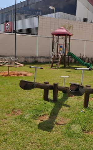 Apartamento à venda com 40m², 2 quartos e sem vagaÁrea comum - Playground