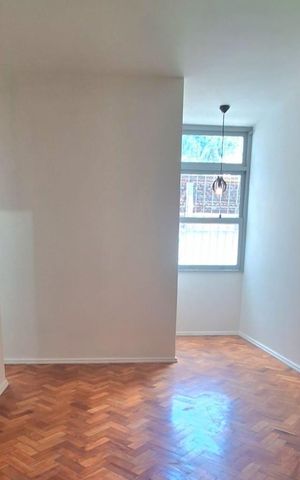 Apartamento para alugar com 55m², 2 quartos e sem vaga Apartamento para alugar com 55m², 2 quartos e sem vagaSala