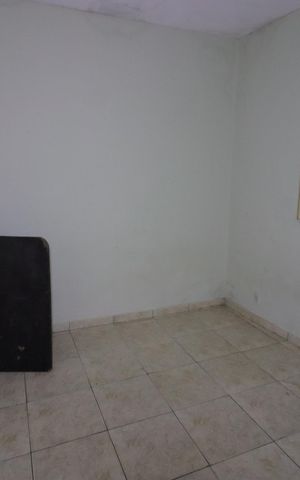Casa para alugar com 275m², 6 quartos e 3 vagasSala