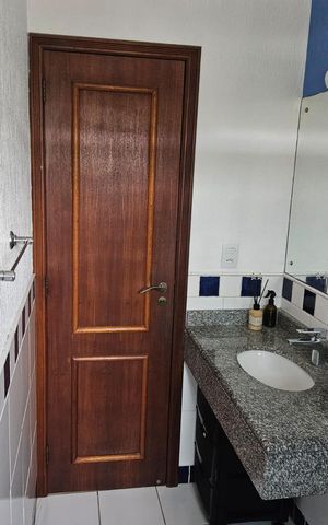Casa à venda com 224m², 4 quartos e 3 vagas Casa à venda com 224m², 4 quartos e 3 vagasBanheiro Social 2