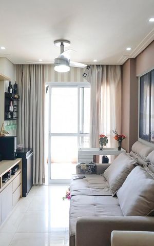 Apartamento à venda com 70m², 2 quartos e 2 vagasSala
