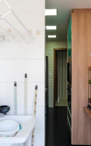 Apartamento à venda com 70m², 2 quartos e 2 vagasÁrea de serviço