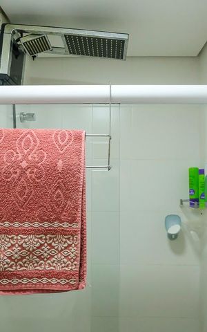 Apartamento à venda com 70m², 2 quartos e 2 vagasBanheiro social