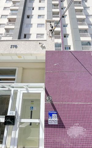 Apartamento à venda com 70m², 2 quartos e 2 vagasFachada + plaquinha