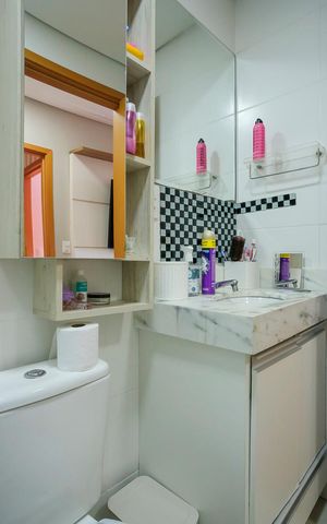 Apartamento à venda com 70m², 2 quartos e 2 vagasBanheiro da suíte
