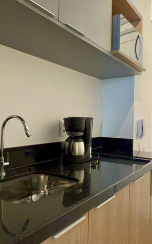 Studio para alugar com 25m², 1 quarto e sem vaga Studio para alugar com 25m², 1 quarto e sem vagaCozinha