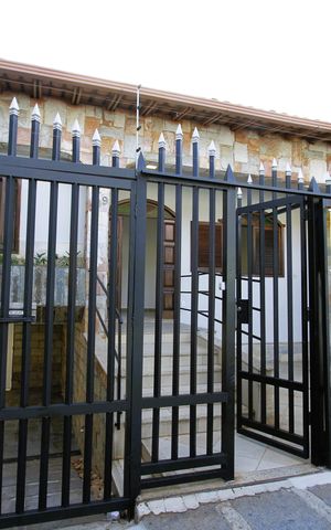 Casa para alugar com 70m², 2 quartos e sem vagaFachada