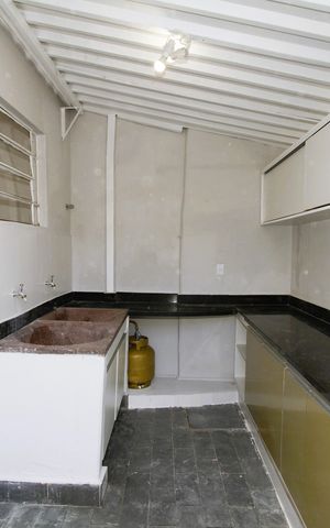 Casa para alugar com 70m², 2 quartos e sem vagaÁrea de Serviço