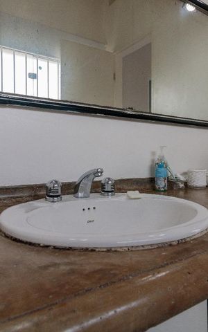 Casa à venda com 240m², 4 quartos e 3 vagas