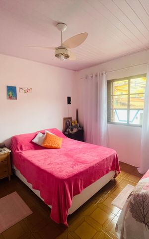 Casa à venda com 158m², 5 quartos e 2 vagas Casa à venda com 158m², 5 quartos e 2 vagasQuarto 1