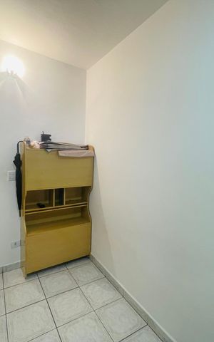 Casa à venda com 158m², 5 quartos e 2 vagas Casa à venda com 158m², 5 quartos e 2 vagasQuarto 2