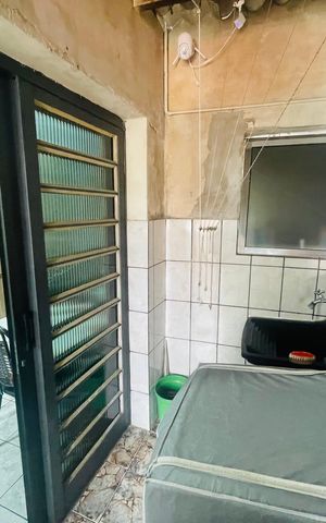 Casa à venda com 158m², 5 quartos e 2 vagas Casa à venda com 158m², 5 quartos e 2 vagasÁrea de Serviço