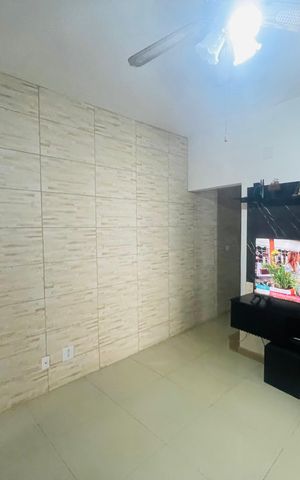 Casa à venda com 158m², 5 quartos e 2 vagas Casa à venda com 158m², 5 quartos e 2 vagasSala