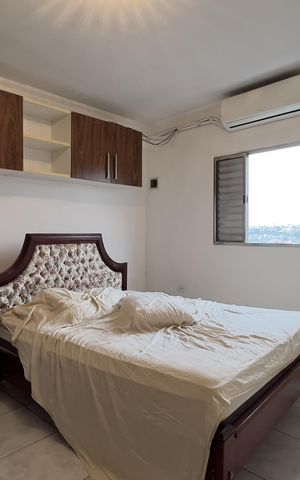 Casa à venda com 250m², 3 quartos e 2 vagas Casa à venda com 250m², 3 quartos e 2 vagasSuíte