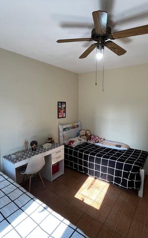 Casa à venda com 180m², 4 quartos e 1 vaga Casa à venda com 180m², 4 quartos e 1 vagaQuarto 1