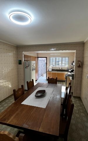 Casa à venda com 180m², 4 quartos e 1 vaga Casa à venda com 180m², 4 quartos e 1 vagaCopa