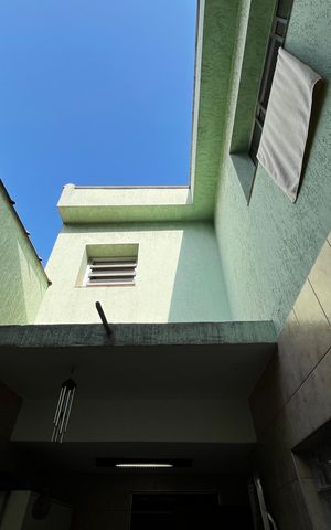 Casa à venda com 180m², 4 quartos e 1 vaga Casa à venda com 180m², 4 quartos e 1 vagaLavanderia