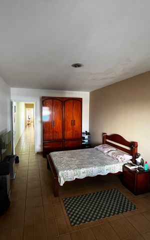 Casa à venda com 180m², 4 quartos e 1 vaga Casa à venda com 180m², 4 quartos e 1 vagaQuarto 3