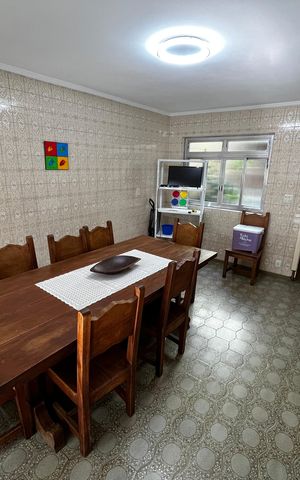 Casa à venda com 180m², 4 quartos e 1 vaga Casa à venda com 180m², 4 quartos e 1 vagaCopa