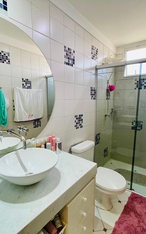 Casa de condomínio à venda com 247m², 3 quartos e 4 vagas Casa de condomínio à venda com 247m², 3 quartos e 4 vagasBanheiro 2
