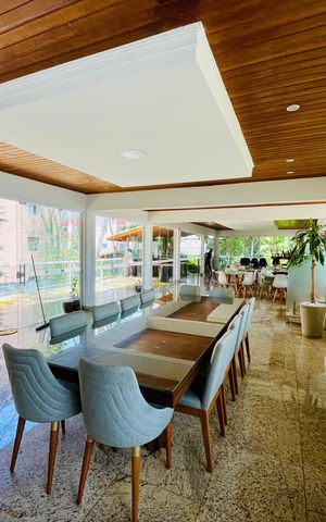 Casa de condomínio à venda com 247m², 3 quartos e 4 vagas Casa de condomínio à venda com 247m², 3 quartos e 4 vagasSalão de Festas