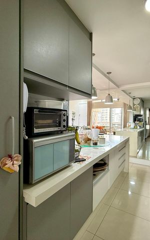 Apartamento à venda com 146m², 3 quartos e 3 vagas Apartamento à venda com 146m², 3 quartos e 3 vagasCozinha