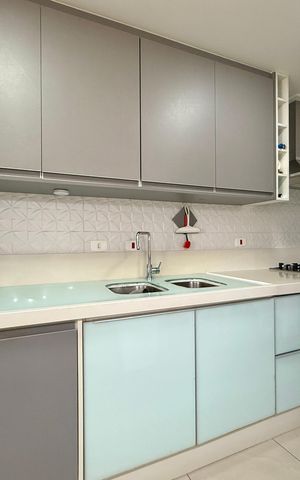 Apartamento à venda com 146m², 3 quartos e 3 vagas Apartamento à venda com 146m², 3 quartos e 3 vagasCozinha