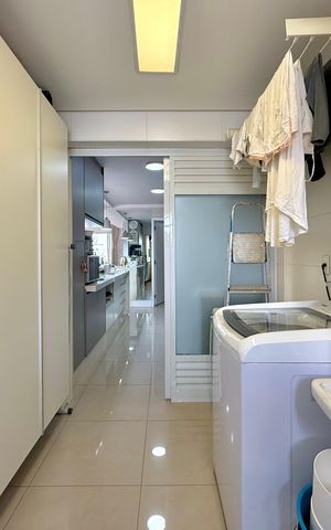 Apartamento à venda com 146m², 3 quartos e 3 vagas Apartamento à venda com 146m², 3 quartos e 3 vagasÁrea de Serviço