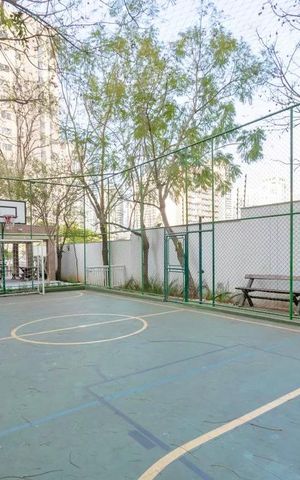 Apartamento à venda com 146m², 3 quartos e 3 vagas Apartamento à venda com 146m², 3 quartos e 3 vagasQuadra