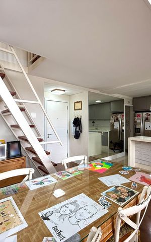 Apartamento à venda com 146m², 3 quartos e 3 vagas Apartamento à venda com 146m², 3 quartos e 3 vagasSala