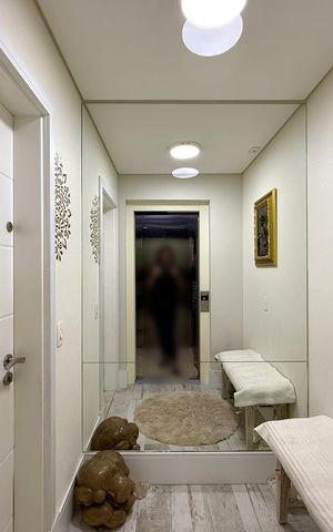 Apartamento à venda com 146m², 3 quartos e 3 vagas Apartamento à venda com 146m², 3 quartos e 3 vagasHall Social Apartamento