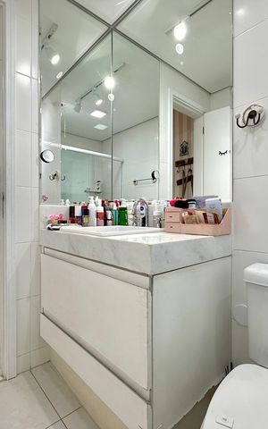 Apartamento à venda com 146m², 3 quartos e 3 vagas Apartamento à venda com 146m², 3 quartos e 3 vagasBanheiro Suíte 1