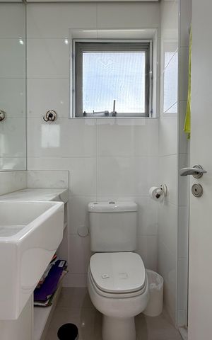 Apartamento à venda com 146m², 3 quartos e 3 vagas Apartamento à venda com 146m², 3 quartos e 3 vagasBanheiro Suíte 2