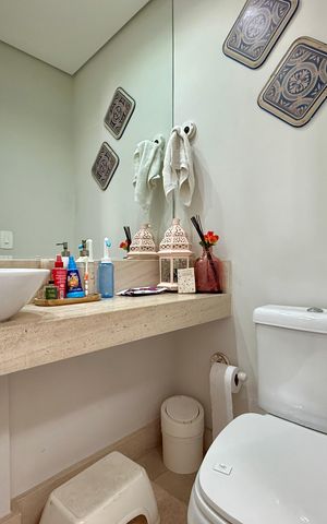 Apartamento à venda com 146m², 3 quartos e 3 vagas Apartamento à venda com 146m², 3 quartos e 3 vagasLavabo