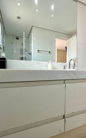 Apartamento à venda com 146m², 3 quartos e 3 vagas Apartamento à venda com 146m², 3 quartos e 3 vagasBanheiro Suíte 3