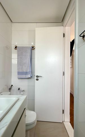 Apartamento à venda com 146m², 3 quartos e 3 vagas Apartamento à venda com 146m², 3 quartos e 3 vagasBanheiro Suíte 3