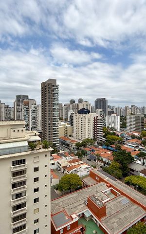 Apartamento à venda com 146m², 3 quartos e 3 vagas Apartamento à venda com 146m², 3 quartos e 3 vagasVista