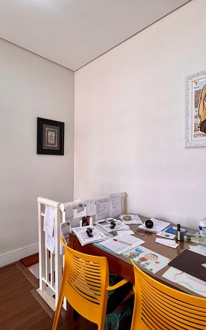 Apartamento à venda com 146m², 3 quartos e 3 vagas Apartamento à venda com 146m², 3 quartos e 3 vagasEscritório